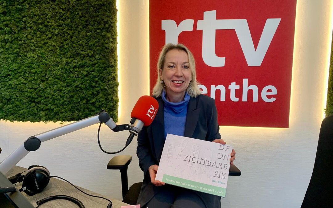 Luister terug bij Drenthe Toen: Ria Blom over het boek ‘De onzichtbare Eik’